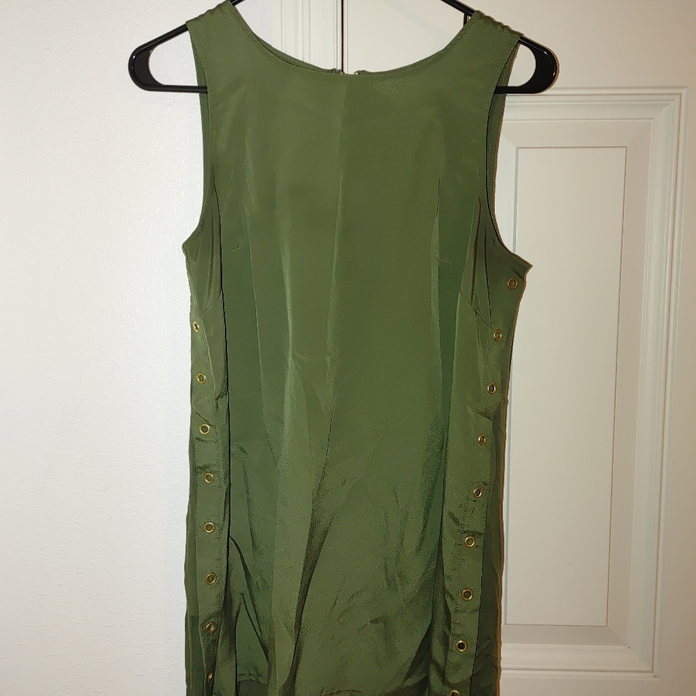 Sleveless blouse